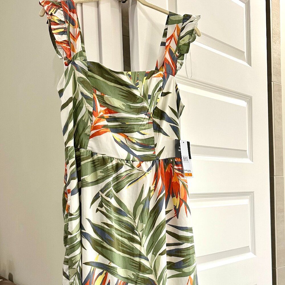 Studio One Floral Midi Dress Small - NWT